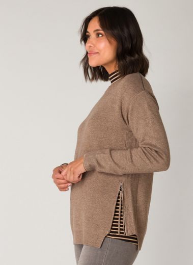 Picture of Fine Knit Pullover with Zip